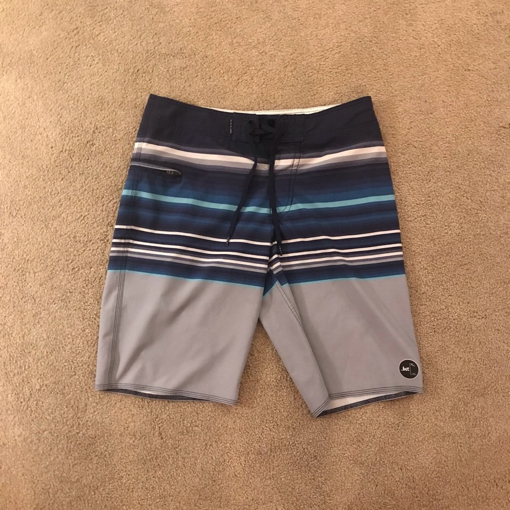 Men’s Lost Enterprises Board Shorts Size M W32